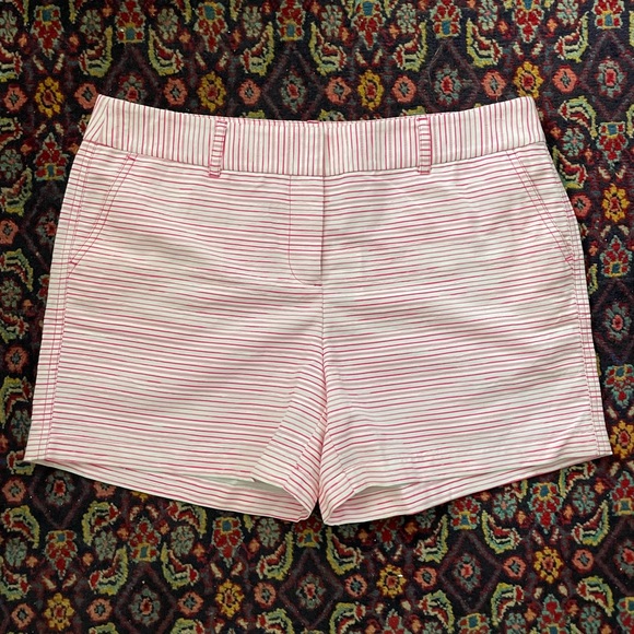 Vineyard Vines Pants - NWT Vineyard Vines Lipstick Striped Shorts - 14